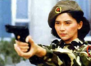 游泳冠軍美國女明星是誰(shuí)_美國游泳女選手_游泳運動(dòng)冠軍女名字