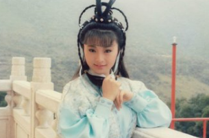 美國游泳女選手_游泳運動(dòng)冠軍女名字_游泳冠軍美國女明星是誰(shuí)