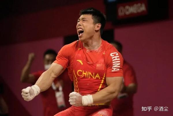 里約奧運會(huì )舉重運動(dòng)員冠軍_里約奧運男子舉重冠軍_里約奧運會(huì )舉重冠軍外籍
