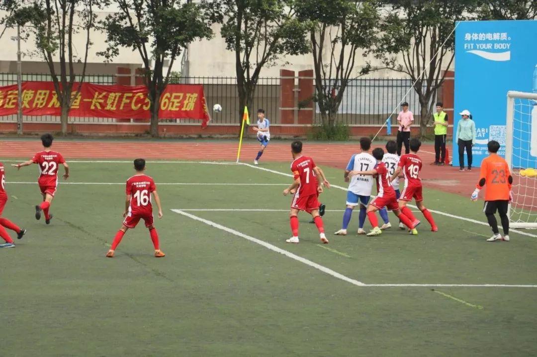 校園籃球嘉年華_嘉應學(xué)院籃球杯冠軍_籃校杯u17