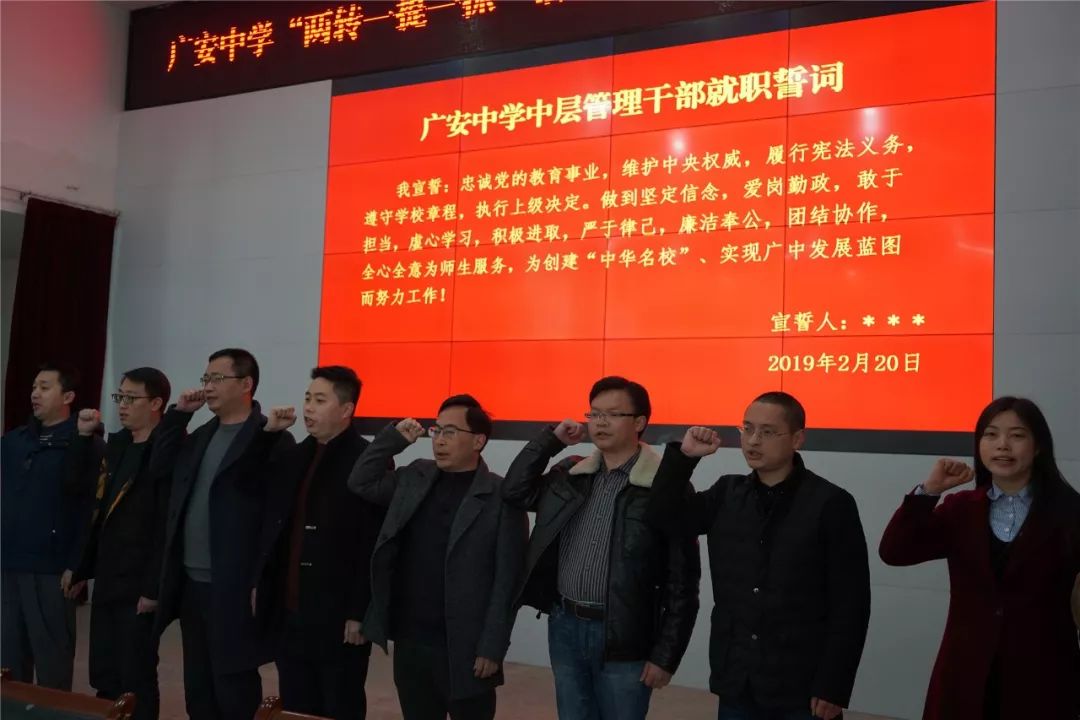 俞敏洪舉重冠軍_舉重冠軍俞敏洪個(gè)人資料_舉重冠軍俞敏洪簡(jiǎn)介