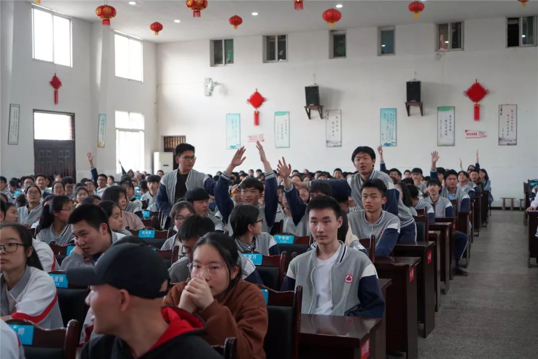 舉重冠軍俞敏洪個(gè)人資料_舉重冠軍俞敏洪簡(jiǎn)介_(kāi)俞敏洪舉重冠軍