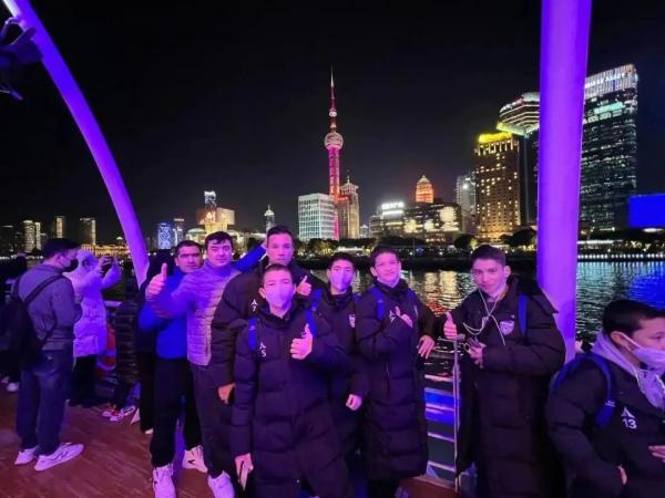 新疆足球歷屆球員_新疆足球隊歷史_新疆足球隊陣容