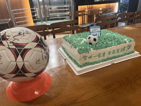 新疆足球隊陣容_新疆足球歷屆球員_新疆足球隊歷史