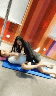 健身房教練和私教沖突_健身房教練和私教區別_私人教練和健身房的分成比例