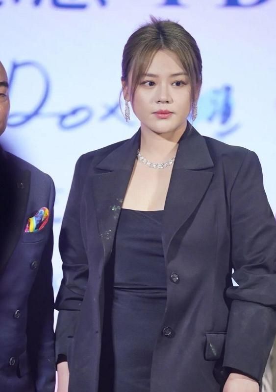 外國男星減肥_外國超瘦健身男明星_國外健身演員